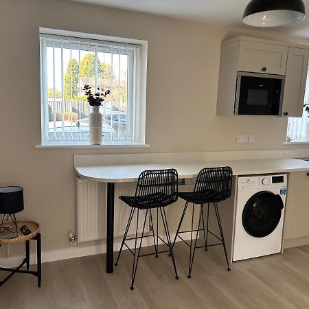 Chapel Court Apartments カノック エクステリア 写真