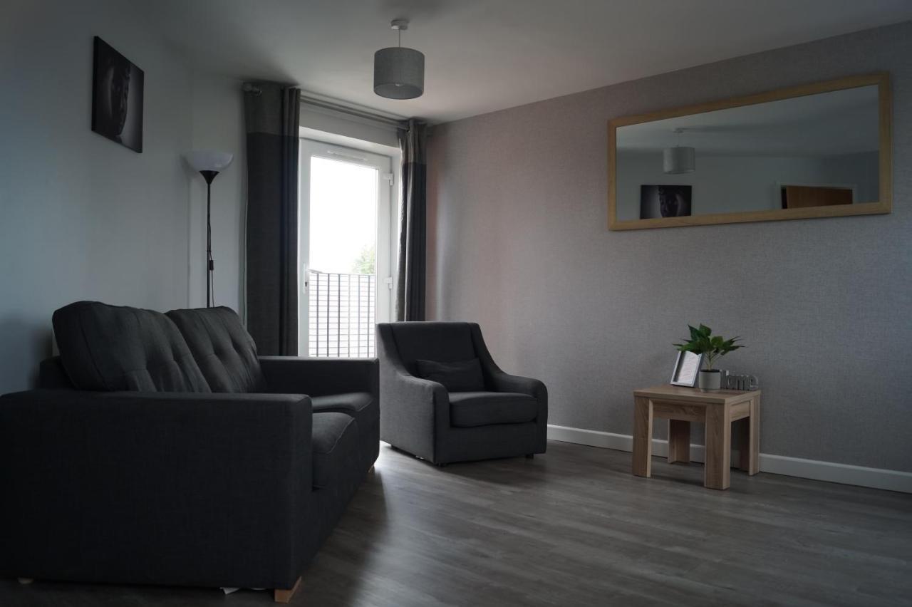 Chapel Court Apartments カノック エクステリア 写真