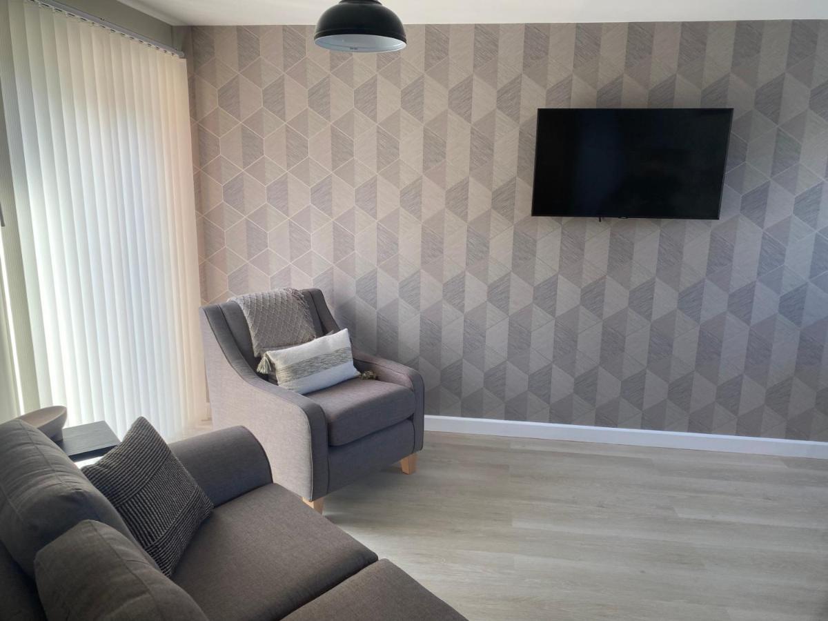 Chapel Court Apartments カノック エクステリア 写真