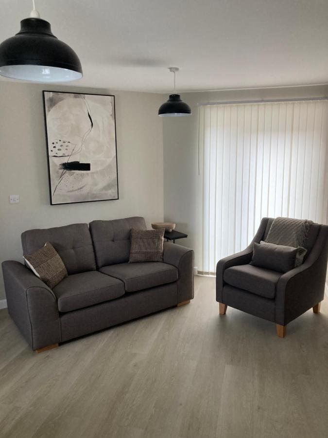 Chapel Court Apartments カノック エクステリア 写真