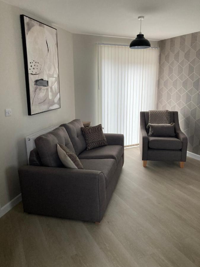 Chapel Court Apartments カノック エクステリア 写真