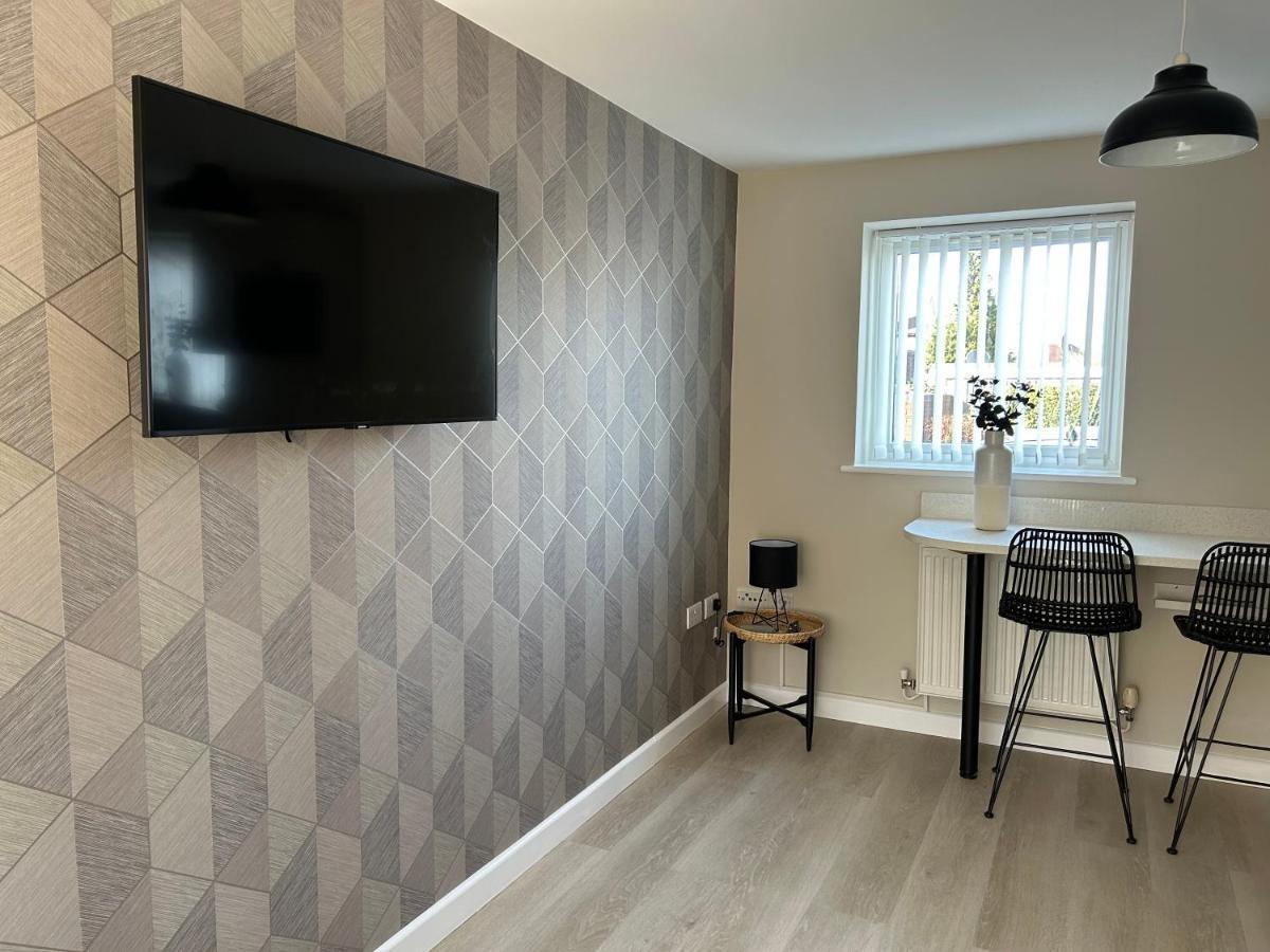 Chapel Court Apartments カノック エクステリア 写真